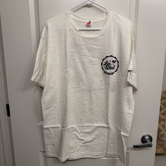 Disney Disneyland Cast Family Friends 5K Running Shirt 2018 Be Well XL - Picture 1 of 5